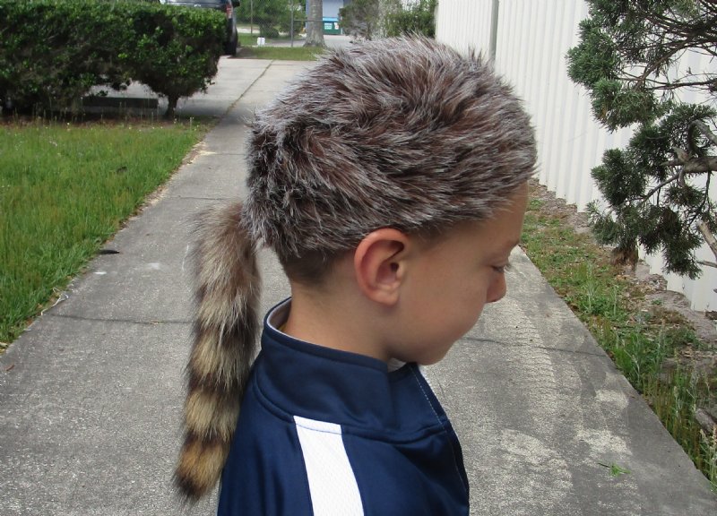 Child faux fur Davy Crockett hat 