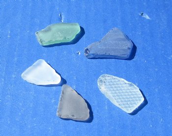Wholesale Assorted pieces of Sea Glass 1/2 to 2 inches - 1 kilo @ $4.50/kilo